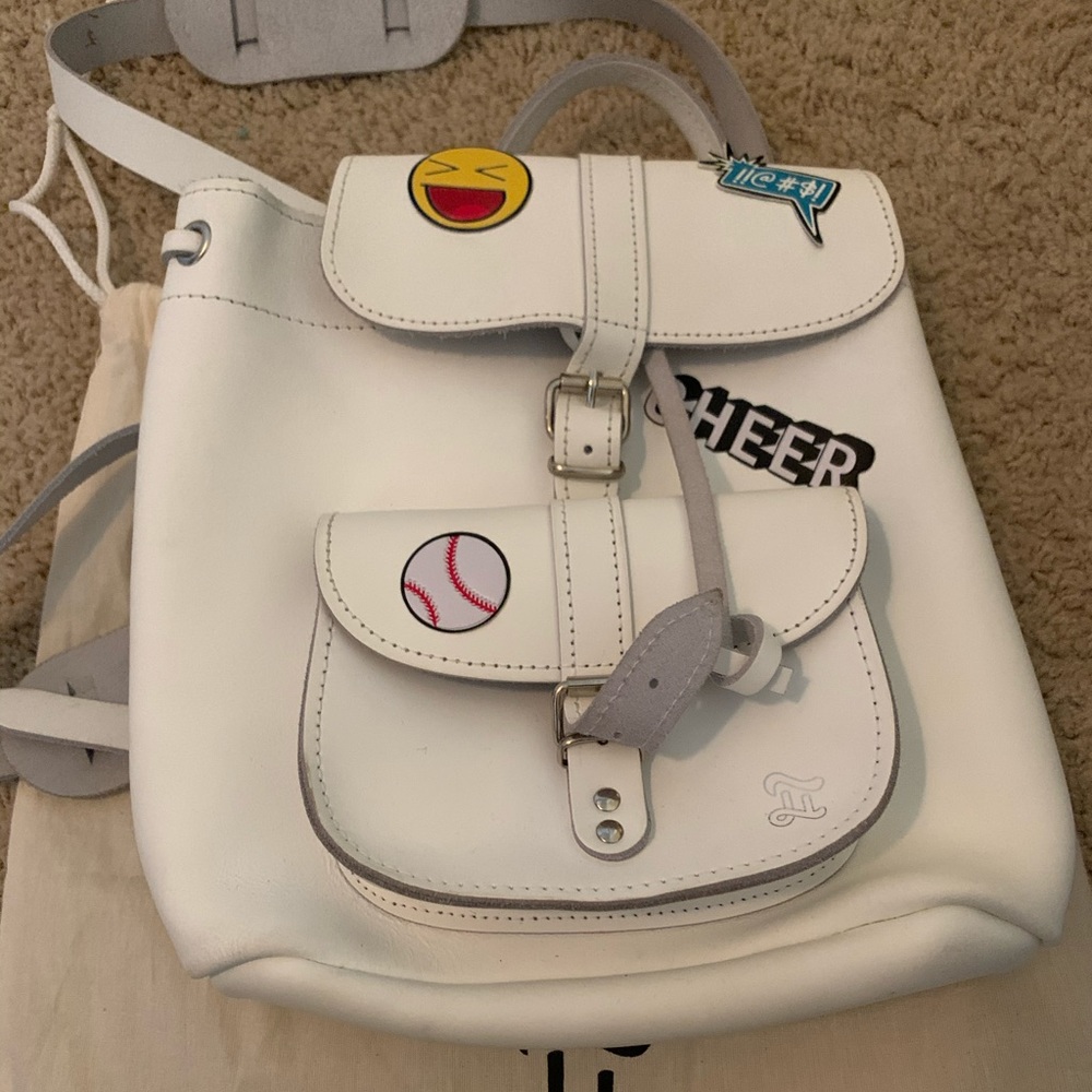 Grafea Backpack White - Picture 2 of 4